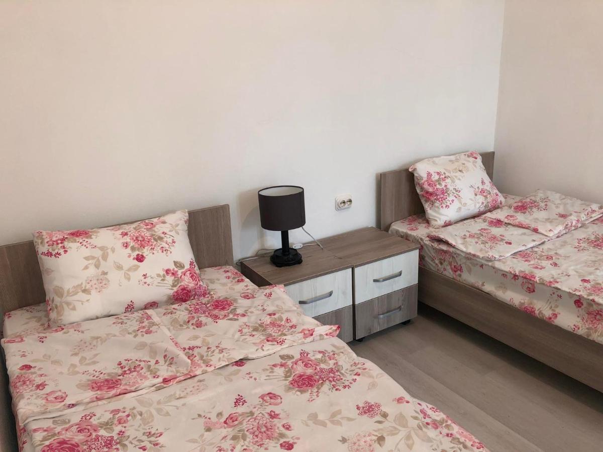 Ferienwohnung Astoria Luxe Kumanovo Exterior foto